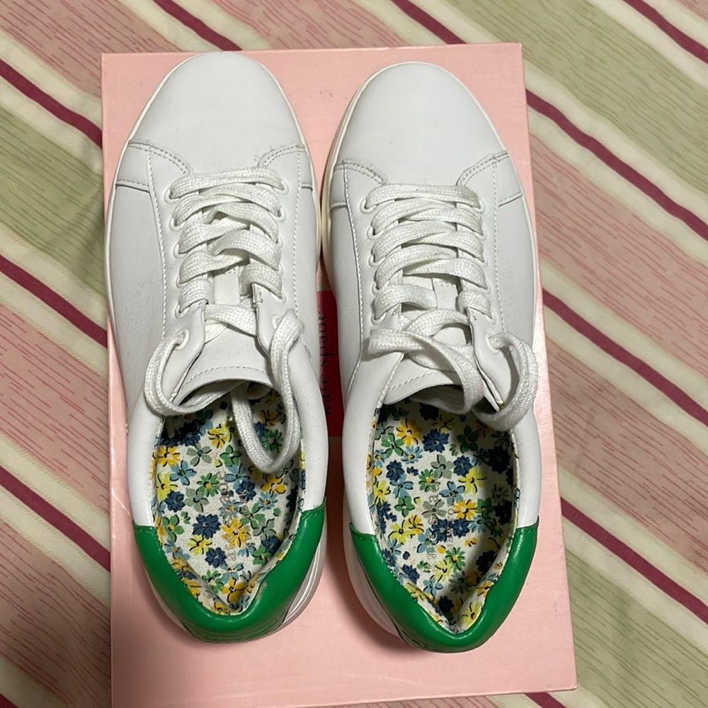 Selling these kate spade beautiful sneakers, worn only once, size 7.5